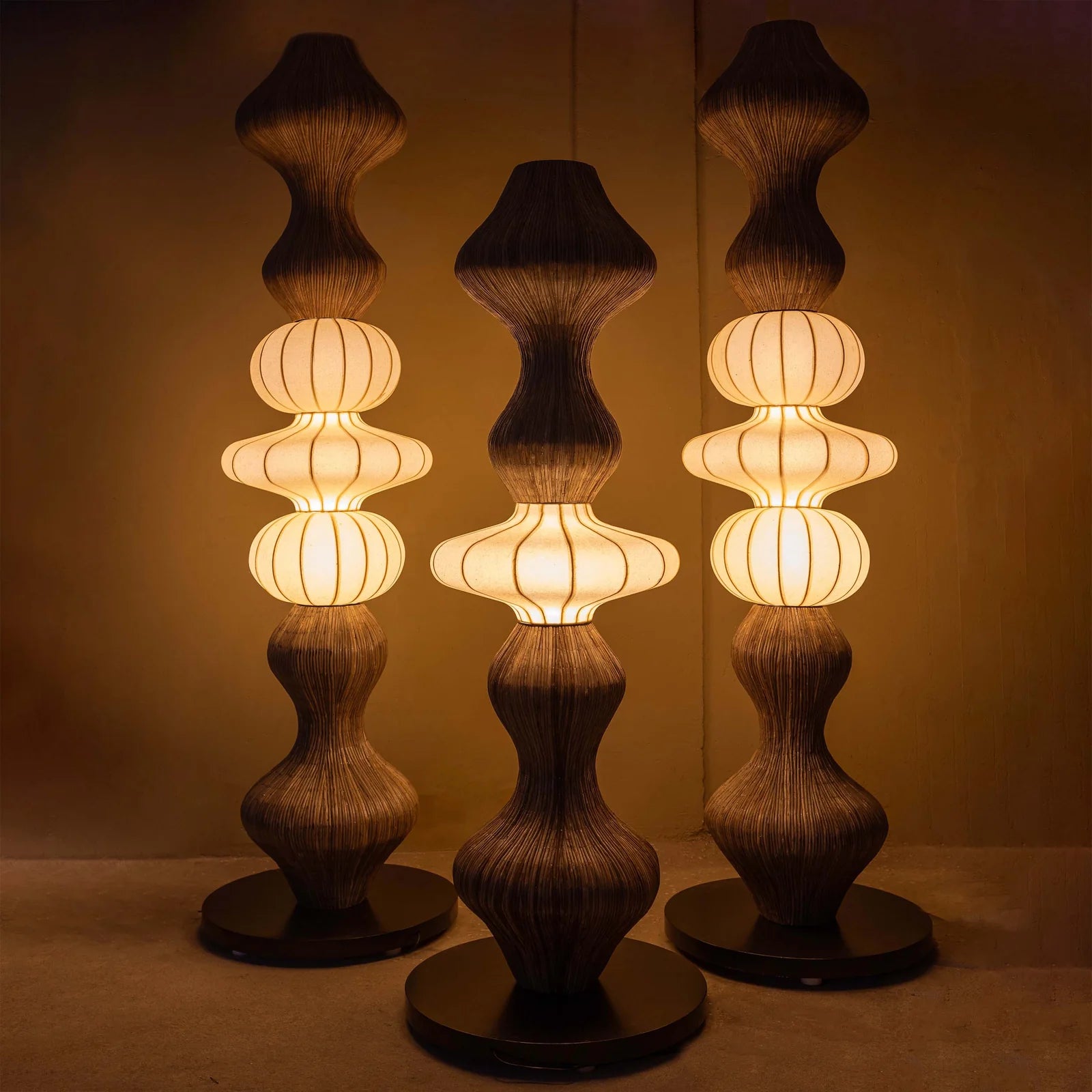 Lantana Pillar Lamp